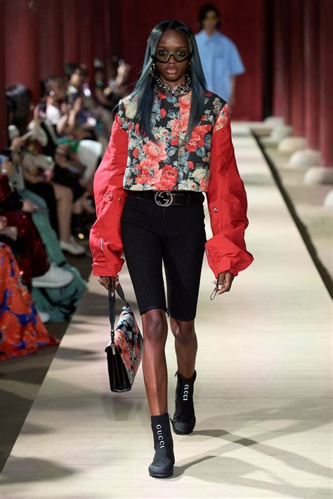 gucci頸鏈男